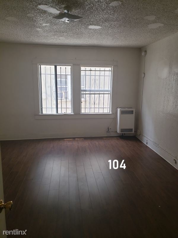 Building Photo - 301 S Boyle Ave