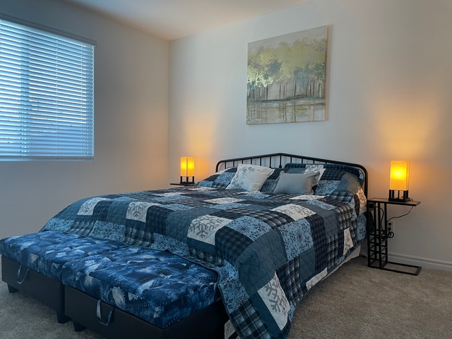 King Bedroom - 3722 Neblina Dr