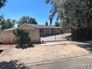 Building Photo - 10444 Andora Ave