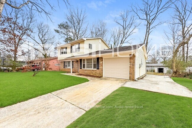 Foto del edificio - 1579 Wren Rd