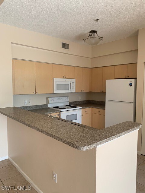 Foto del edificio - 1105 Reserve Ct