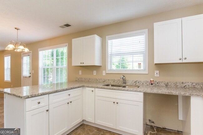 Building Photo - 133 Carolinas Way