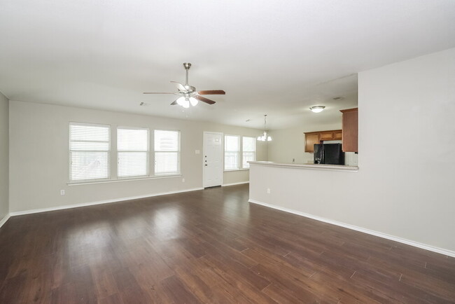 Building Photo - 8809 Highland Orchard Dr