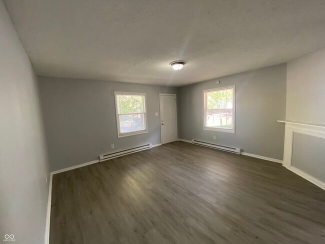 Foto del edificio - 86 N Holmes Ave