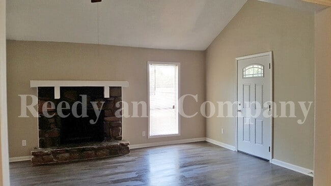 Building Photo - 6363 Thistlebrook Dr