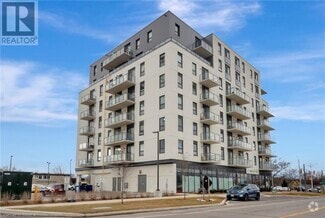 Building Photo - 7 Erie Ave