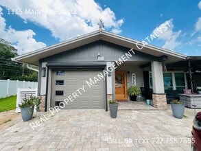 Building Photo - 1115 Landyard St