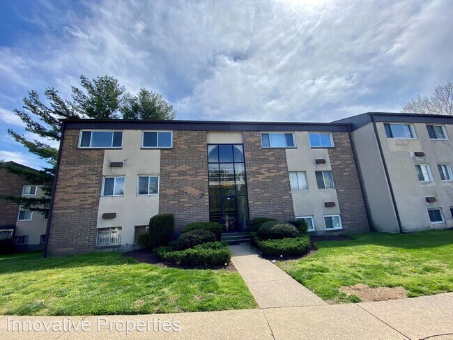 Building Photo - 2 br, 1 bath House - 356 Gatewater Court #301