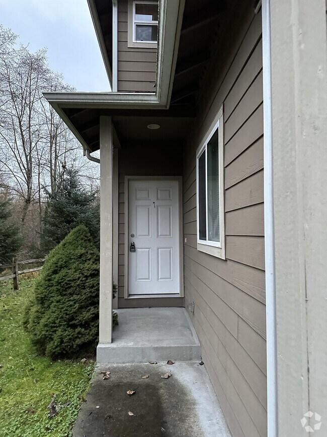 Intercity Apartments for Rent with Parking - Everett, WA - 1 Rentals ...