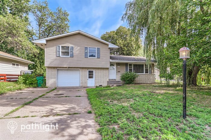 Primary Photo - 3312 62Nd Avenue N, Brooklyn Center, MN, 5...