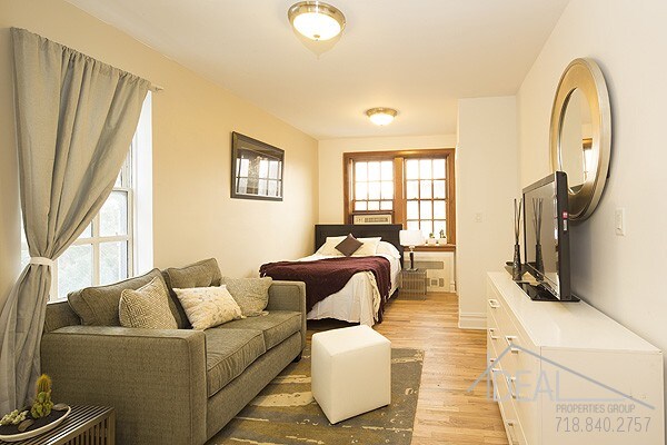 Foto del edificio - 106 Hicks St