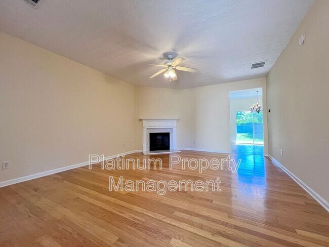 Building Photo - 3611 Beacon Rdg