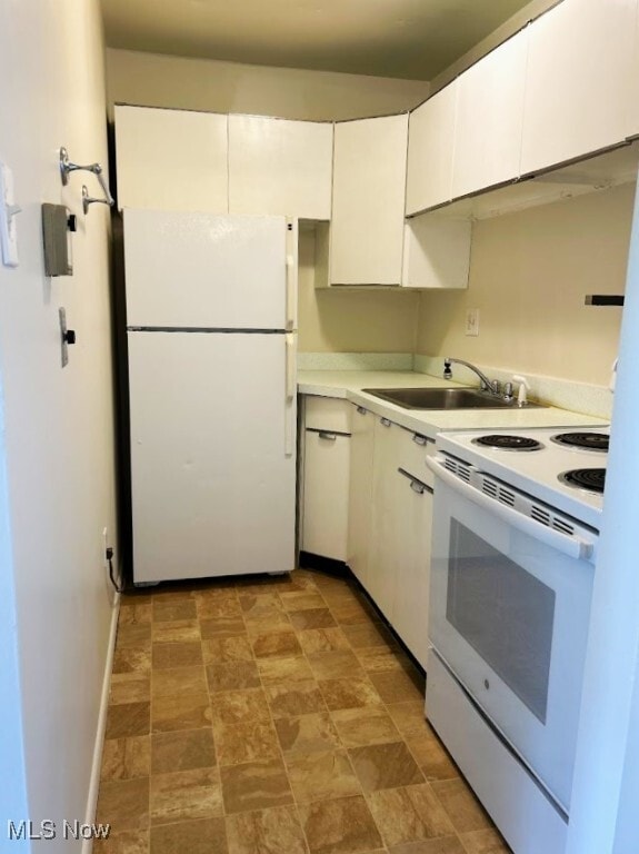 Building Photo - 401 Colonial Dr