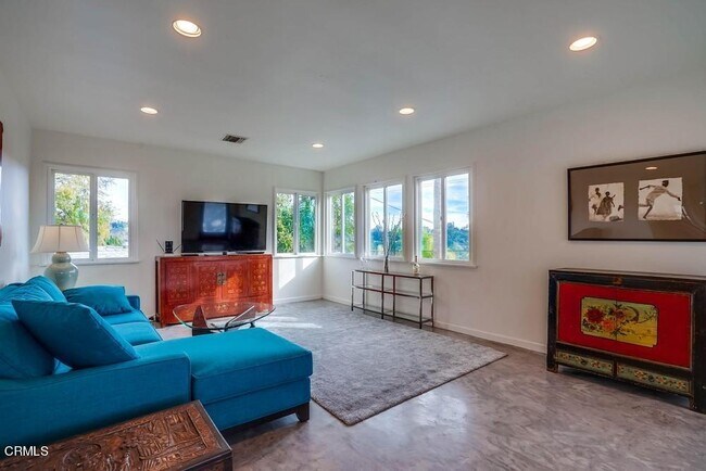 Foto del edificio - 4882 Hartwick St