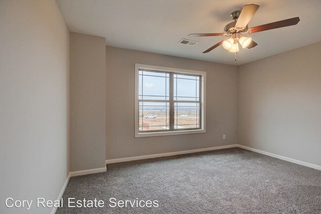 Building Photo - 2501 Rollow Ln