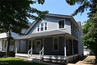 Building Photo - 9913 Foster Ave