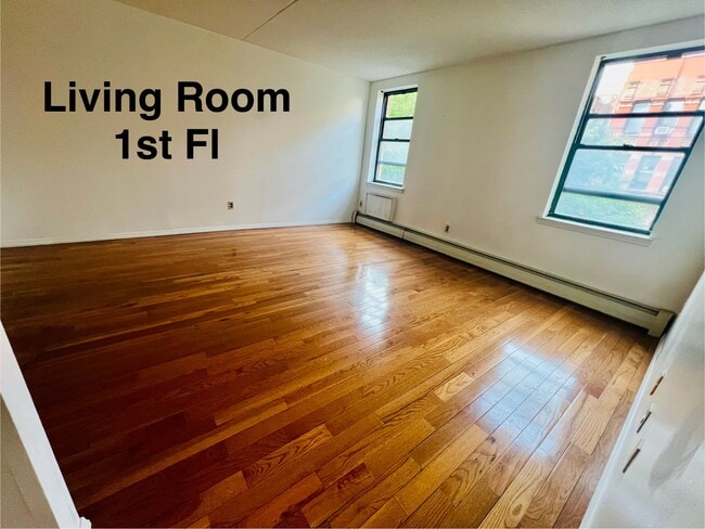 Building Photo - 265 W 121st St
