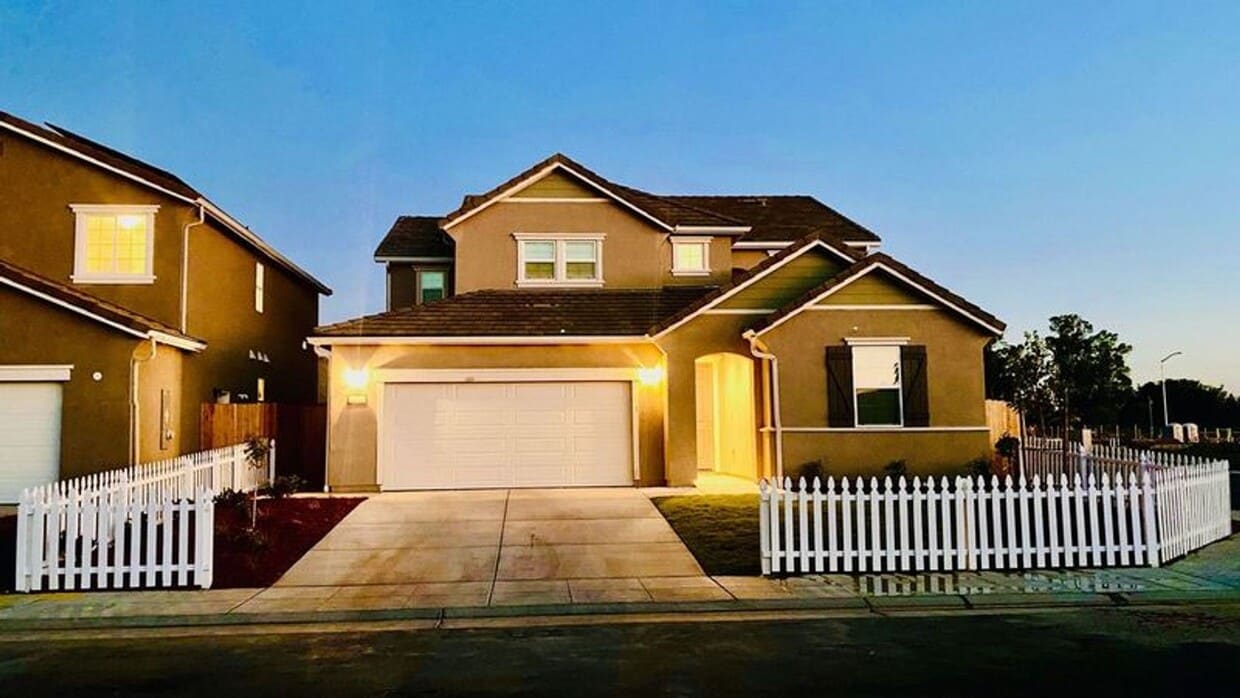 Foto principal - Beautiful Two Story Home in the Olivewood ...