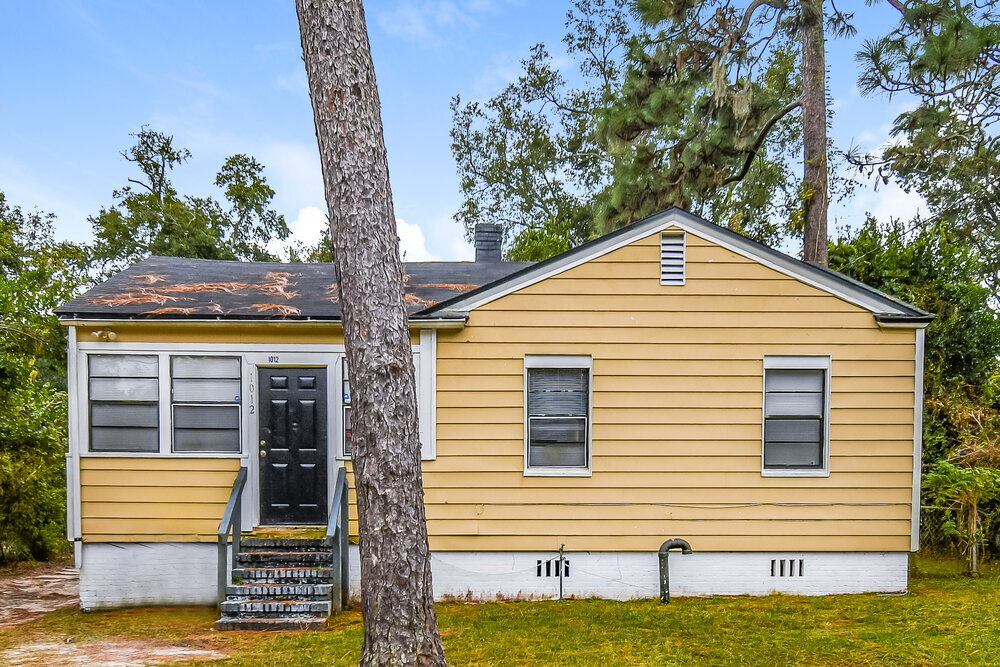 Primary Photo - 1012 Stark St