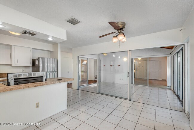 Foto del edificio - 261 Edgewater Ave SE