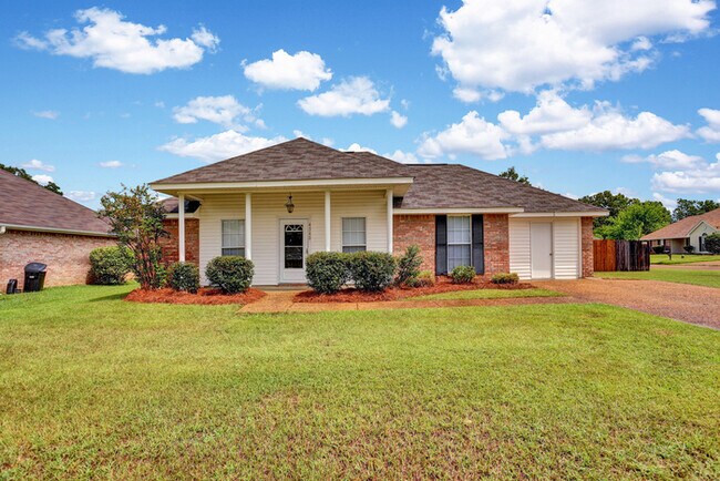 Foto del edificio - Beautiful Home for Lease!