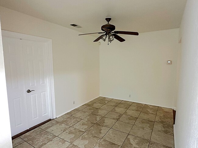 Building Photo - BEAUTIFUL 3 BDRM/2BATH ENCINO HOME