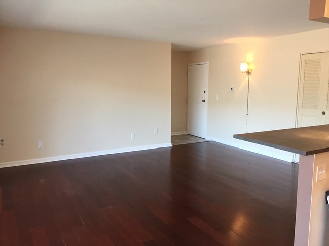 living room - 8179 Ohio River Blvd