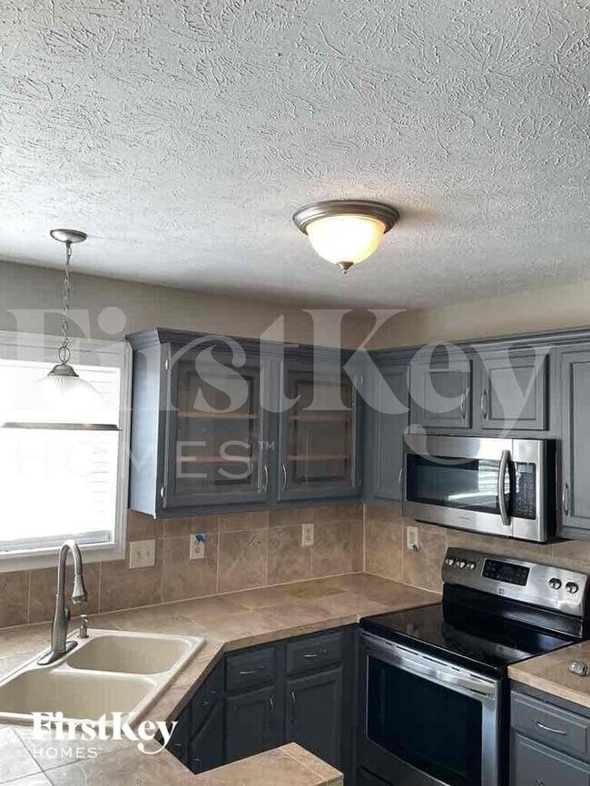 Foto del edificio - 962 Andover Dr