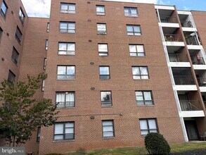 Building Photo - 6317 Park Heights Ave