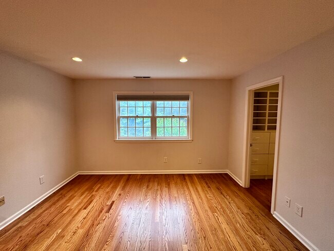 Foto del edificio - 11 Pond Ln