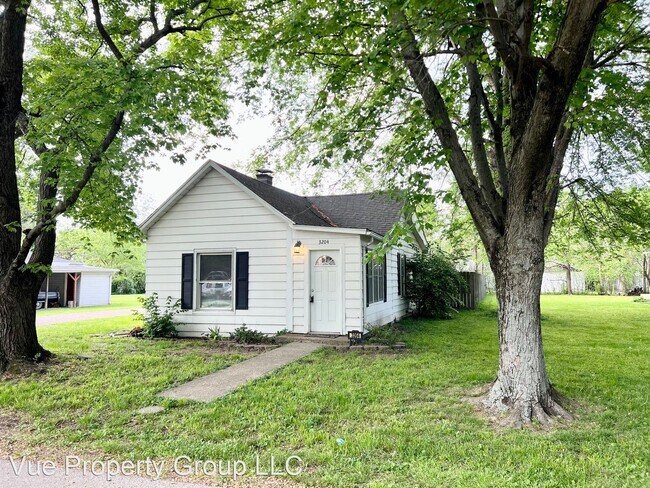 Foto del edificio - 2 br, 1 bath House - 3204 Harrison Avenue