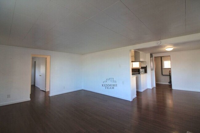 Building Photo - 415 Sanford Ave