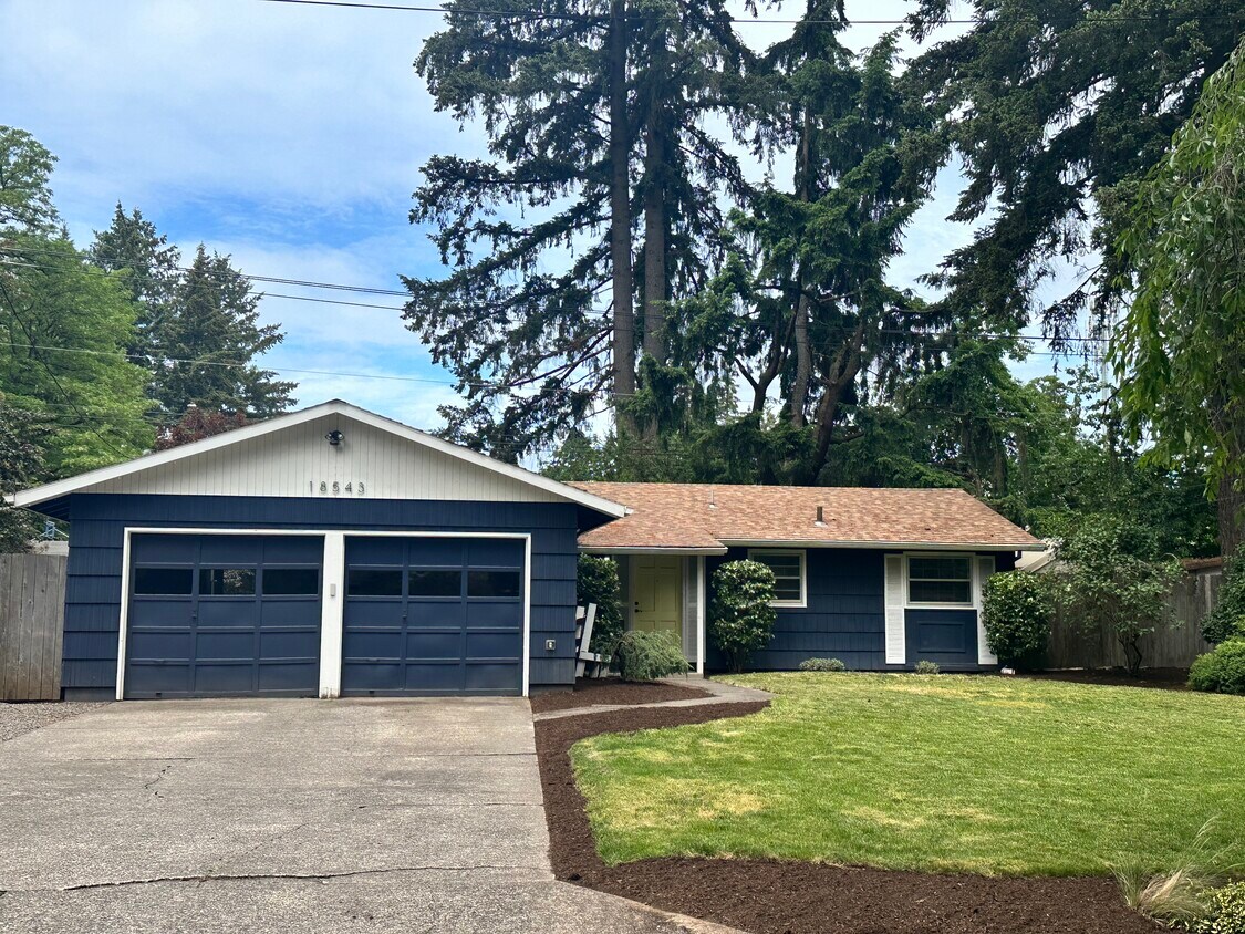 18543 Don Lee Way, Lake Oswego, OR 97035 House Rental in Lake Oswego