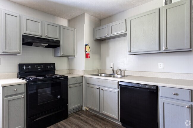 1 habitación, 1 baño - 700 pies cuadrados - Cocina - Maple Ridge Apartments