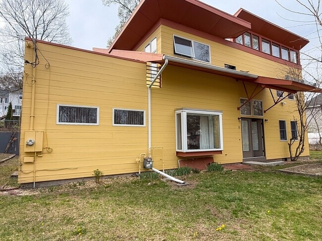 Foto del edificio - 5 Avondale Ave