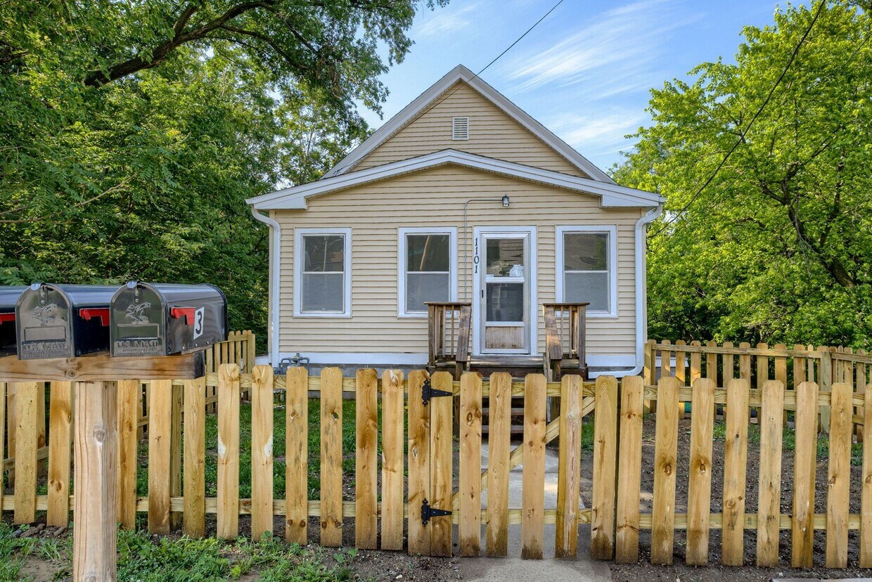 Foto principal - 1101 Bancroft St