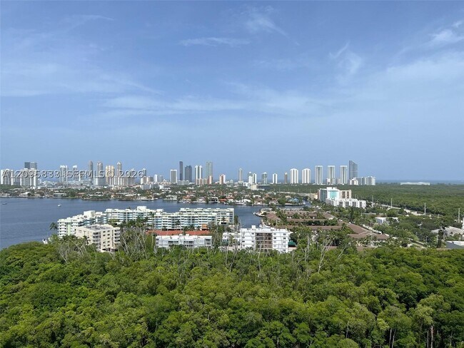 Building Photo - 16385 Biscayne Blvd