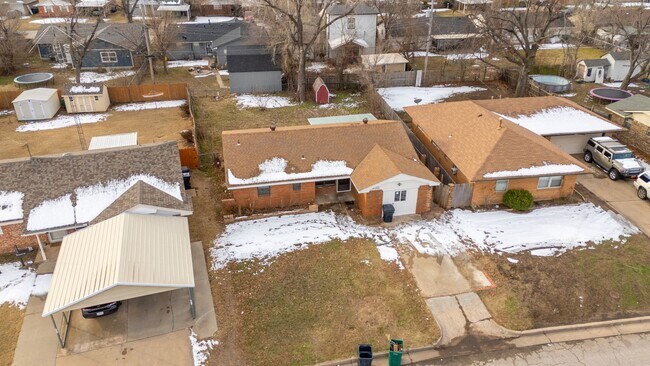 Foto del edificio - 3016 SW 68th St
