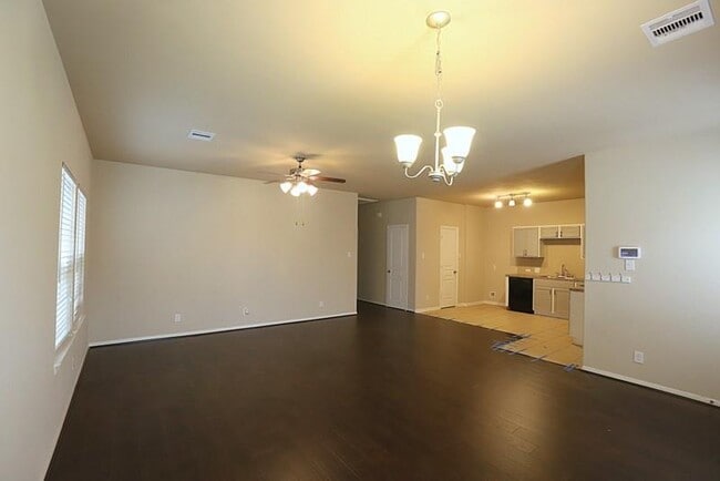 Building Photo - 8219 Malago Point Dr