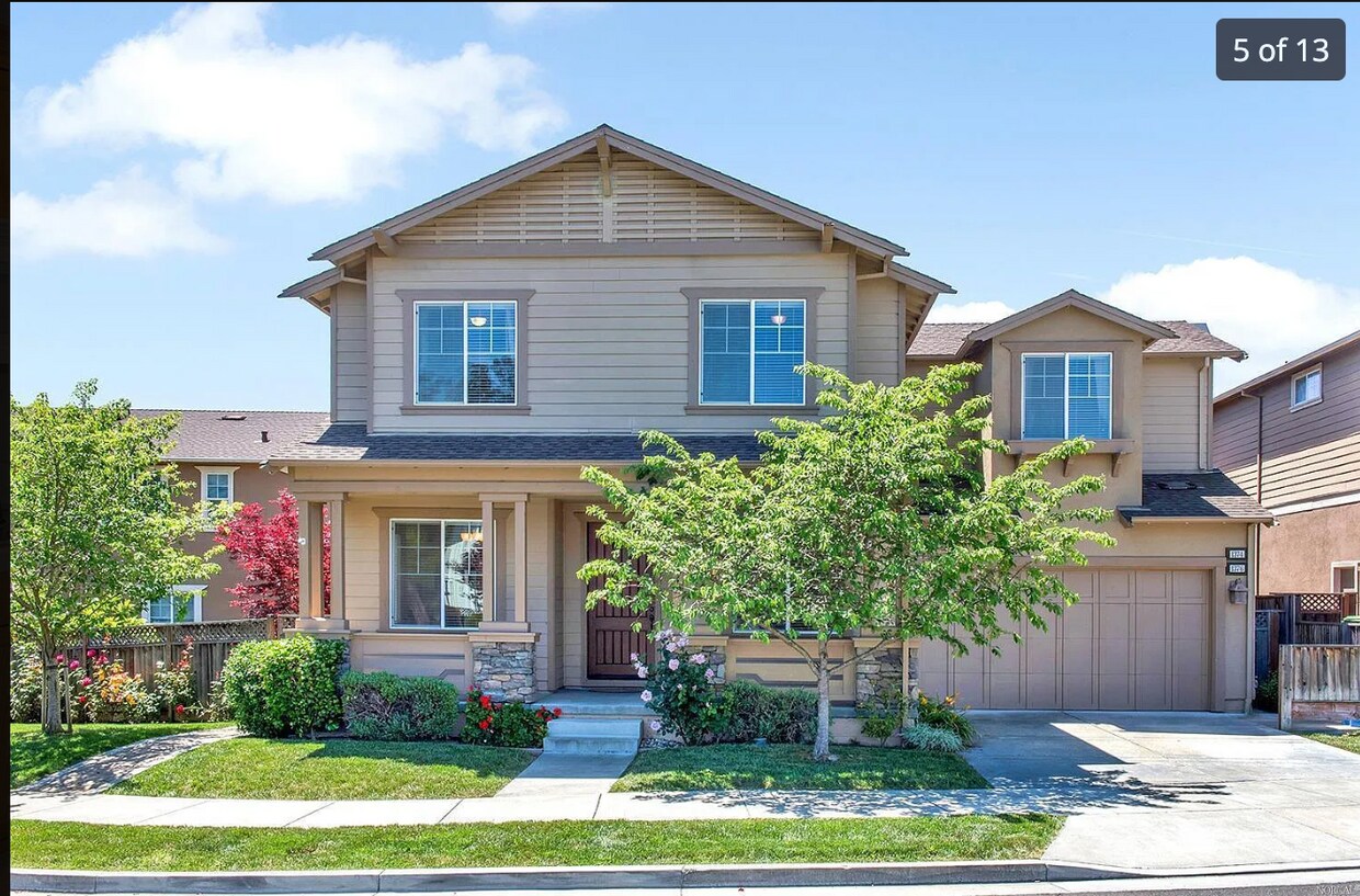 Primary Photo - 1376 Gordon Ln