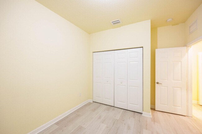 Foto del edificio - 5636 NW 58th Ln