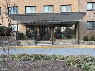 Building Photo - 8601 Manchester Rd