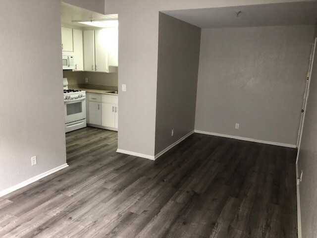 Foto principal - 12312 Grevillea Ave