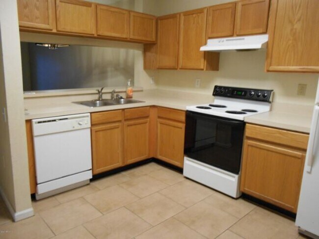 Foto del edificio - 12311 Kensington Lakes Dr