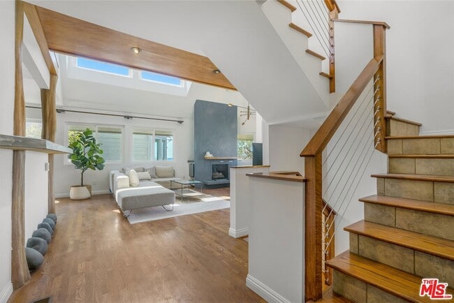 Photo - 24 Westwind St House