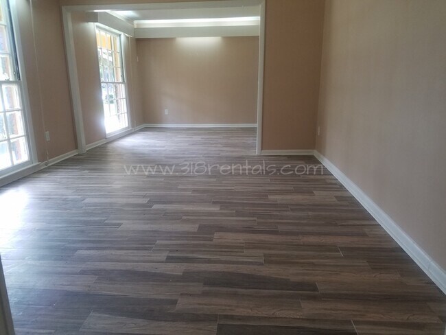 Foto del edificio - Home in Broadmoor Terrace available