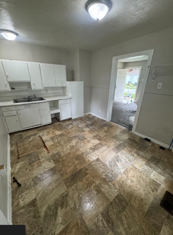 Foto del edificio - 1608 W 17th St