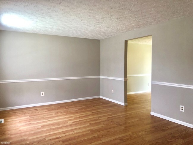 Foto del edificio - 3 br, 1.5 bath House - 4 Hallfield Ct