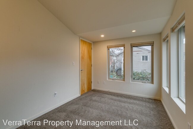 Foto del edificio - 2 br, 1.5 bath House - 2116 S State St