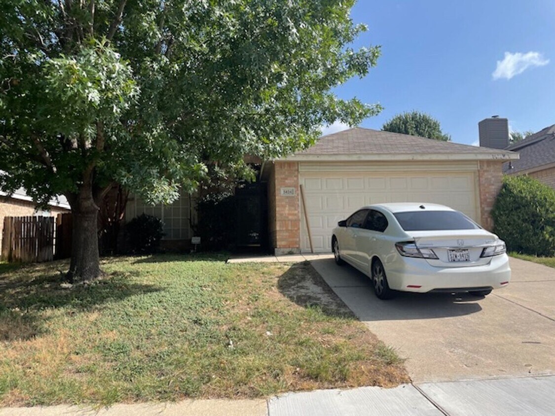 Primary Photo - 5424 Kingsknowe Pkwy
